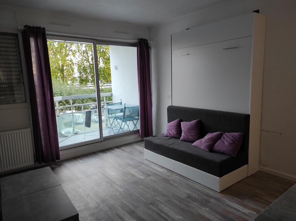 joli studio vu sur l adour dans résidence calme Dax Esterno foto